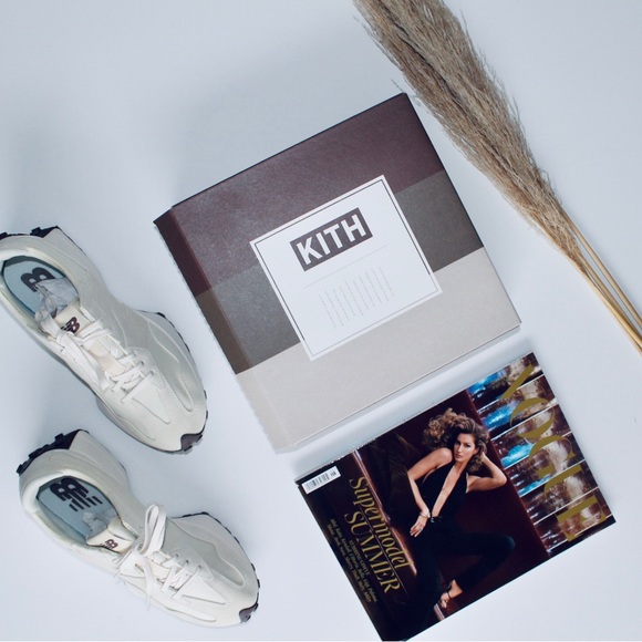 KITH Celestial 3-Pack Undershirt - Picture 1 of 6